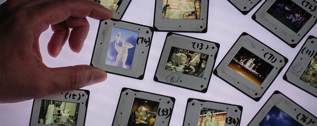 最終，一個香港人臉孔的民主女神像